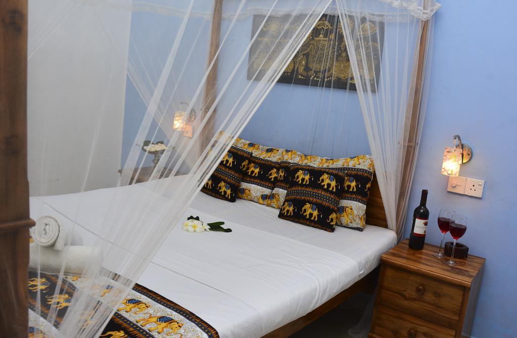 Golden Lodge Tangalle Extérieur photo
